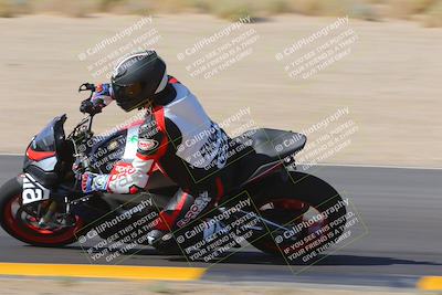 media/Oct-08-2022-SoCal Trackdays (Sat) [[1fc3beec89]]/Turn 9 Inside (10am)/